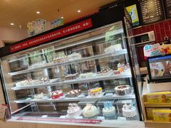面包甜点陈列柜-85度C(株洲新华西店)