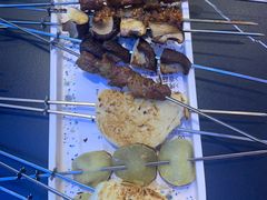 -许哥东北烧烤·铁丳烤串·宫后夹肉(繁花中心店)