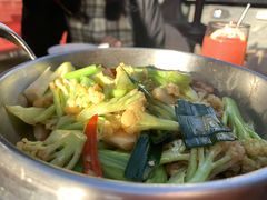 -隔壁老王·家常云南菜(花巷店)