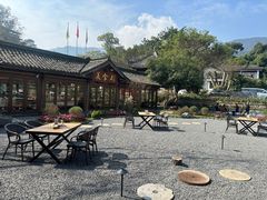 -美食村花园餐厅