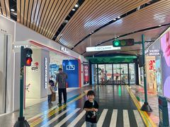 -砂之船奥莱(南京江宁店)