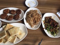 -炙热童年·老北京炙子烤肉(南锣鼓巷店)