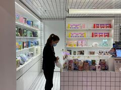 -泡泡玛特POPMART(上海环球港店)