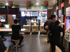 -麦当劳(广州新港东路第二分店)