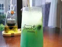 -卡普里披萨·牛扒·下午茶