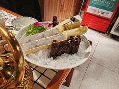 -山悦里 山野·鲜火锅(罗斯福广场店)