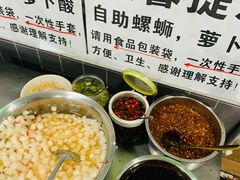 -龍城柳州螺蛳粉(群星路店)