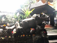 -Warung Babi Guling Ibu Oka 3