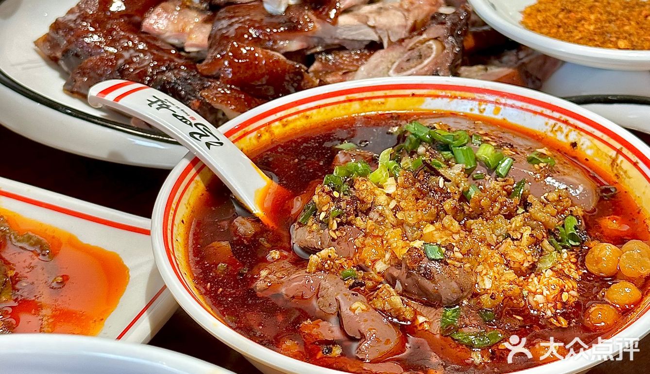 不用🚄去乐山｜无锡也有敲正宗的跷脚牛肉🥘