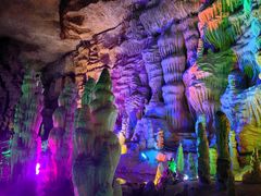 -泰安地下龙宫景区