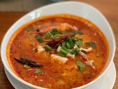 -Chom Cafe and Restaurant