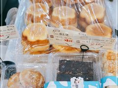 -光明牛奶棚(南泉店)