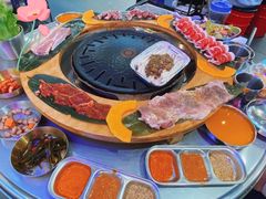 烤肉呼啦圈-玄希浪漫厨房·韩料烤肉(湖滨银泰in77店)
