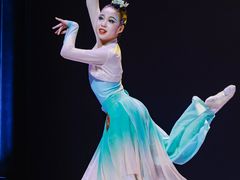 -炫艺舞蹈培训中心(枫尚奥特莱斯店)