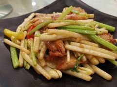 花生苗炒叉烧-岭南海晏楼(东晓南店)