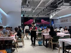 -老班长·小龙虾·鲜货烧烤大排档(金街美地店)