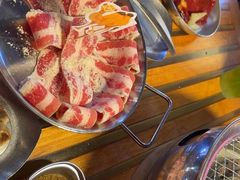 -叽叽扎扎烤肉场(生态城万达店)