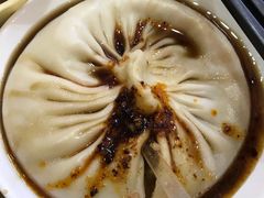 蟹黄臻品包-苏亦铭馄饨店(凤凰西街店)