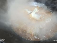 -边江铁锅炖鱼(振八街店)