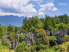 -梭布垭石林景区