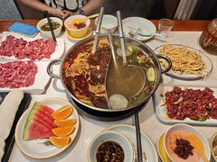 -乡土黄·鲜牛肉火锅·小龙虾(兴业街店)