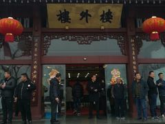 -楼外楼·停车场