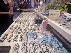 -宏宇眼镜蔡司依视路折扣店(兆佳眼镜城店)