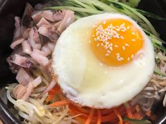 美味鱿鱼石锅拌饭-朴鲸家正宗韩国料理(福田店)