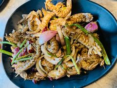 -沪小胖小龙虾(淮海中路旗舰店)