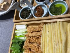 -鹊华居·地道鲁菜·海鲜·融合味(大明湖店)