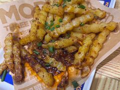 -魔都三兄弟酸辣粉·蘸卤炸串(虹桥万科店)