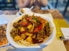 新疆大盘鸡-新疆红柳花餐厅(新洲店)