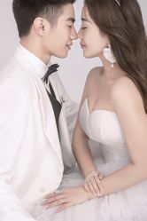 点击看大图 6000以上-挪娅婚纱摄影皇家会所