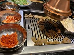 -臻牛烤肉