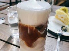 拿铁咖啡-COVA(新天地Xintiandi店)