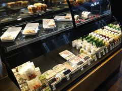 展示冰箱-星巴克(浦东机场T1国际27号口店)