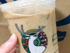 工夫生椰乳茶-瑞幸咖啡(大都会东方广场店)