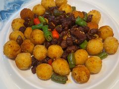 -苗阿哥酸汤牛肉火锅(体育场店)