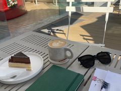 -UNI UNI(环亚凯瑟琳店)