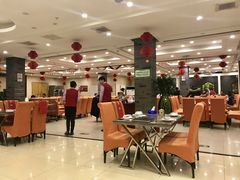 大堂-大鸭梨烤鸭店(金顶街店)