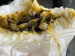 酸菜包-凤英特色包子(浮桥店)