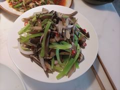 -初蓉丨遇见新川菜(亲贤街荣耀店)