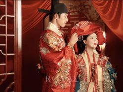 -挪娅婚纱摄影皇家会所