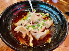 红油抄手-青石桥老瓦房肥肠粉总店(青石桥总店)