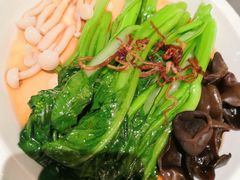 白灼菌菇菜心-新白鹿餐厅(爱琴海购物中心店)