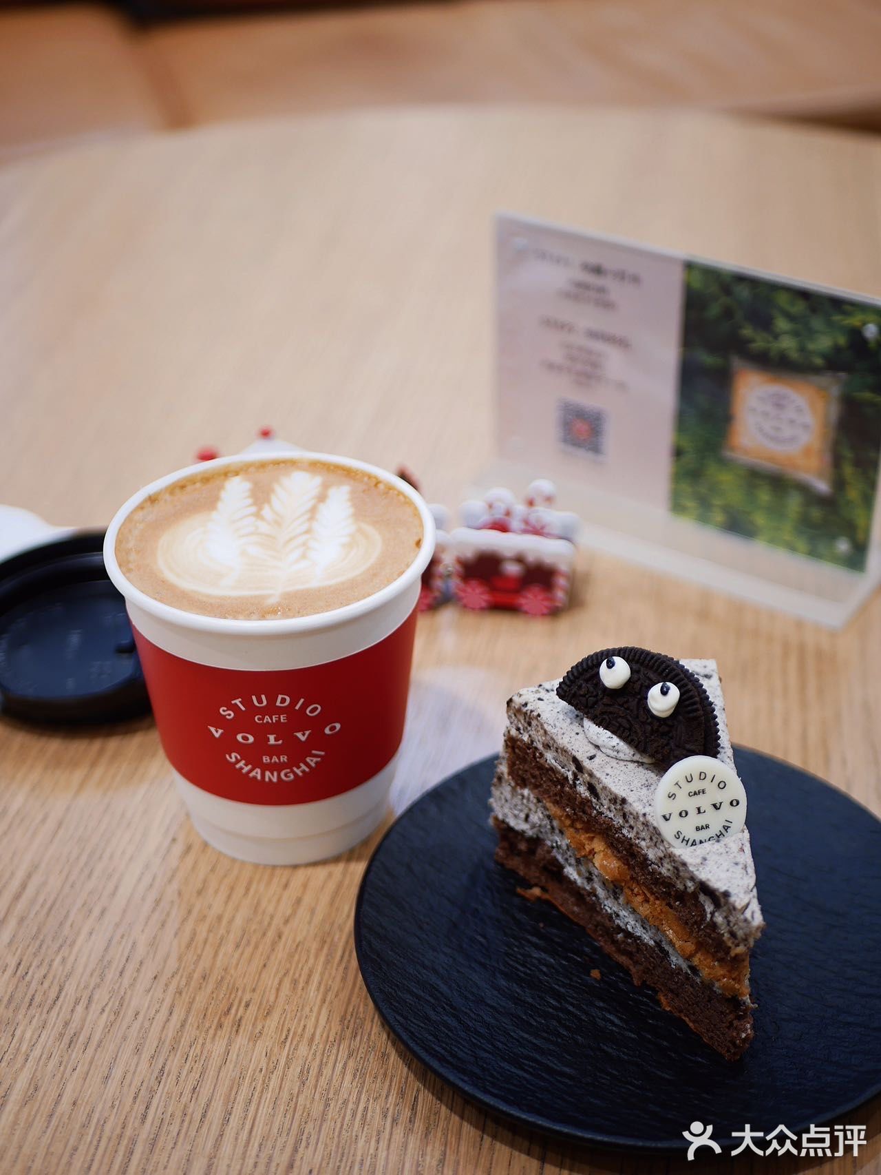 studio环贸店的下午茶🈵圣诞氛围这么浓郁的嘛❓