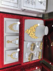 -周生生Chow Sang Sang(东方店)