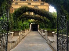 -伯衡55·吉品轩(乌鲁木齐南路店)