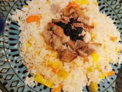 -耶里夏丽·丝路国际新疆菜·清真食品(徐汇南丹东路臻选店)
