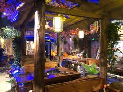 大堂-城墙拐拐火锅(三峡广场黑金冠店)